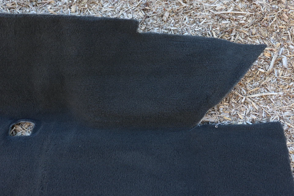 Alfombra de piso lateral para pasajero Chevrolet Corvette C6 2008-2013 2586443 Foto 4 de 4