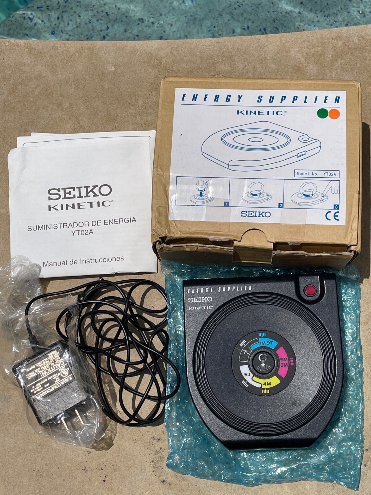 SEIKO ENERGY SUPPLIER KINETIC Model：YT02Aキネティック充電器