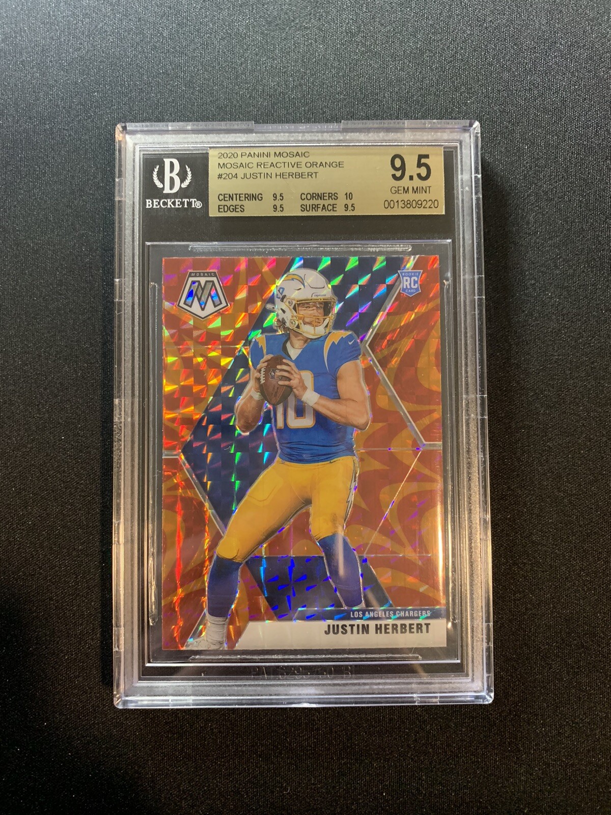 2020 Mosaic Justin Herbert RC Orange reactive prizm bgs 9.5 #204