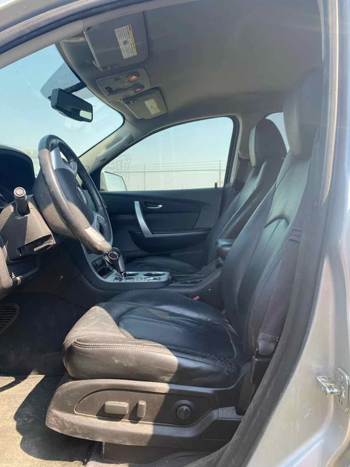 Alternador usado compatible con: GMC Acadia 2012 grado A Foto 2 de 4