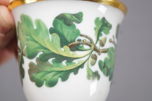 Rare KPM Berlin Hand Painted Green Oak Leaves & Acorns Chocolate Cup C. 1820 - Picture 5 of 10