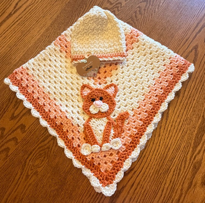Baby Kitten farmhouse  handmade crochet  Baby  blanket and hat