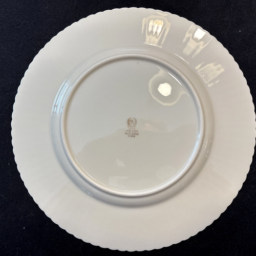 Lenox Rutledge Fine Bone China 10 3/4” Dinner Plate(s) Floral w/Gold Trim Mint - Picture 3 of 3