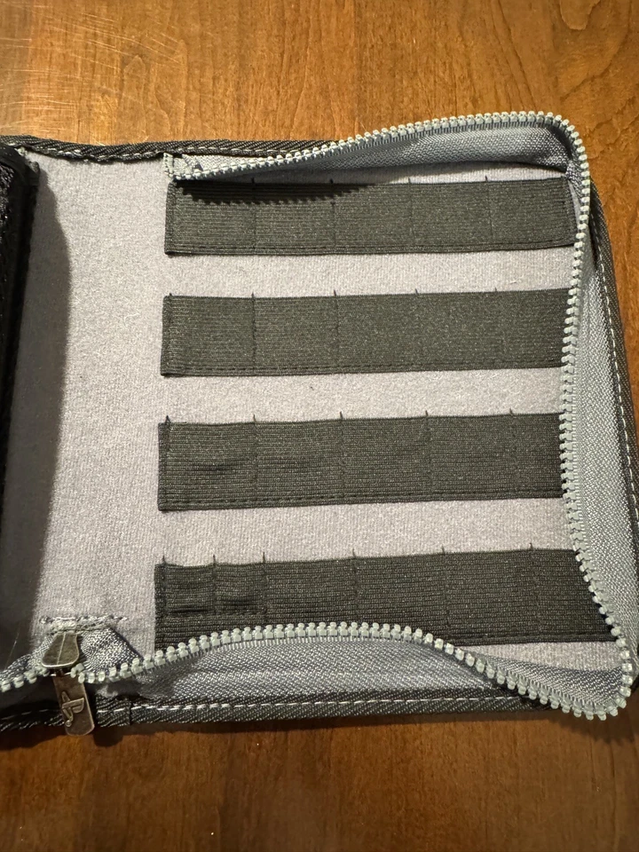 官方索尼 PS Vita PlayStation 游戏机手提箱原始设备制造商适合 24 个游戏外观!! — 第 3/4 张图片