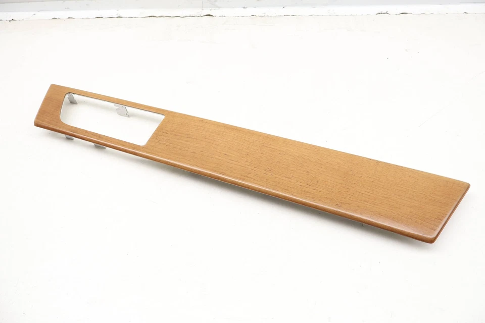 Land Rover LR4 2010-2016 - Panel puerta trasera derecha moldura AH22274B16 Foto 3 de 4