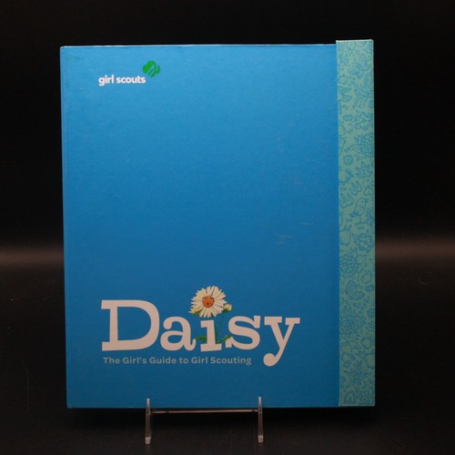 Girl Scout Daisy A Girls Guide To Scouting Binder Book Handbook Grades K-1