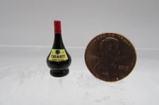 Dollhouse Miniature Detailed Replica Bottle of Chianti Wine HR53909