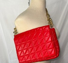 Elegant Red Quilted Shoulder Bag With Gold Chain