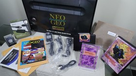 SNK Neo Geo Gold AES System (LN/CIB) Rare Offering   *** Incl Bonus Items ***
