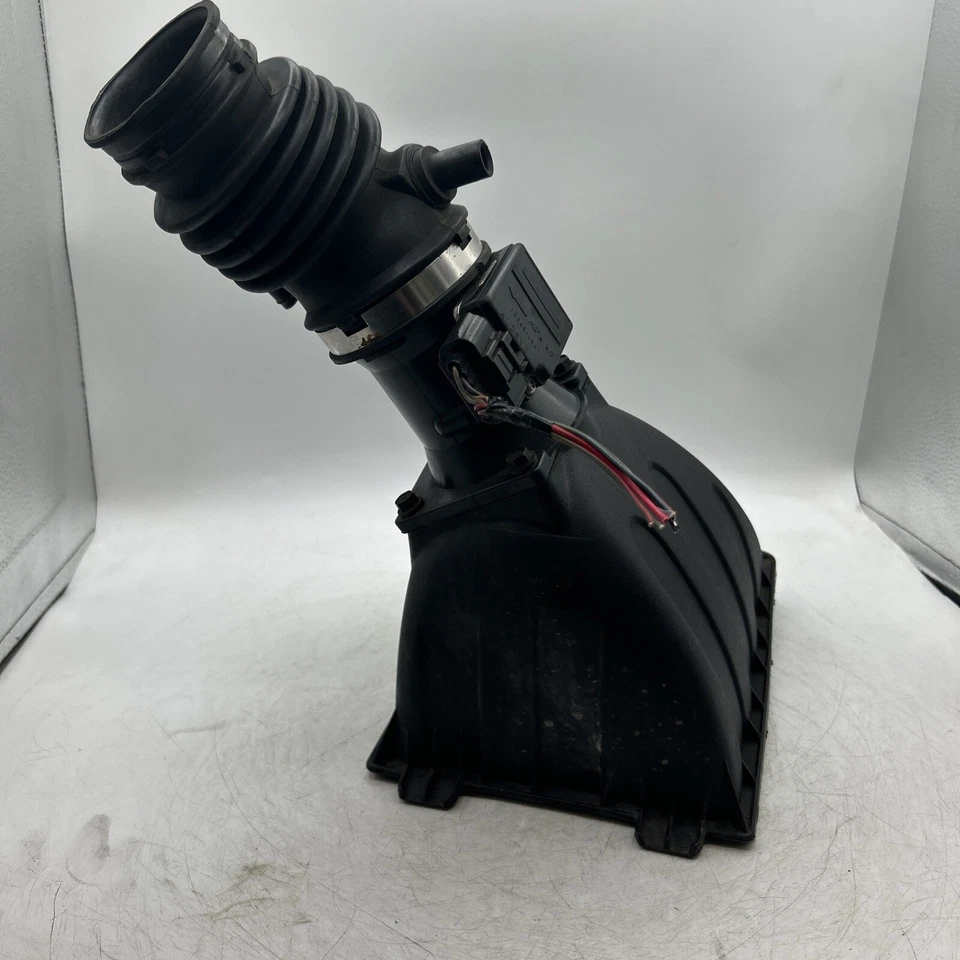 2000 2003 Mercury Sable LS 3.0L 24 Valve Air Filter Cleaner Housing Assembly OEM - Image 3 of 4