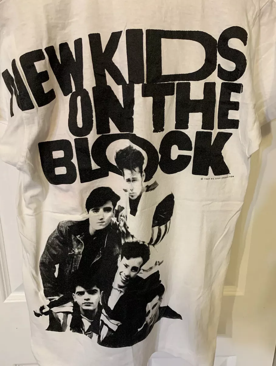 Vtg 90s NEW KIDS ON THE BLOCK Concert Band T Shirt Sz L 1989 Thin Screen Stars