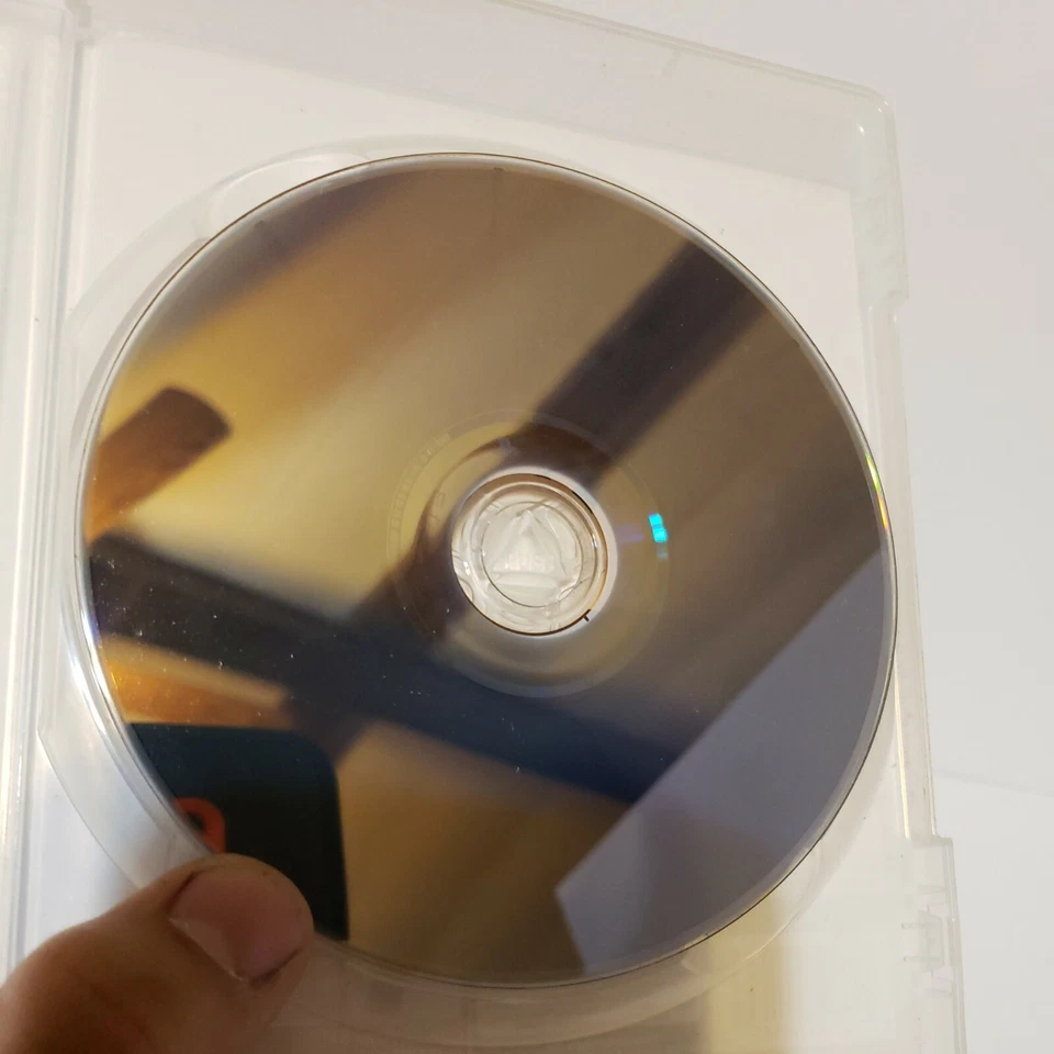 Persona 4 Arena disc  Case and box no  Manual included,  - Image 3 of 4