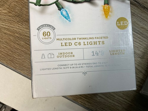 SALE new 7 boxes Wondershop LED CHRISTMAS LIGHTS 860 total lights icicle (300) - Picture 8 of 9