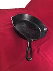 Vintage GRISWOLD No. 7 Cast Iron Skillet Frying Pan Erie, PA #701