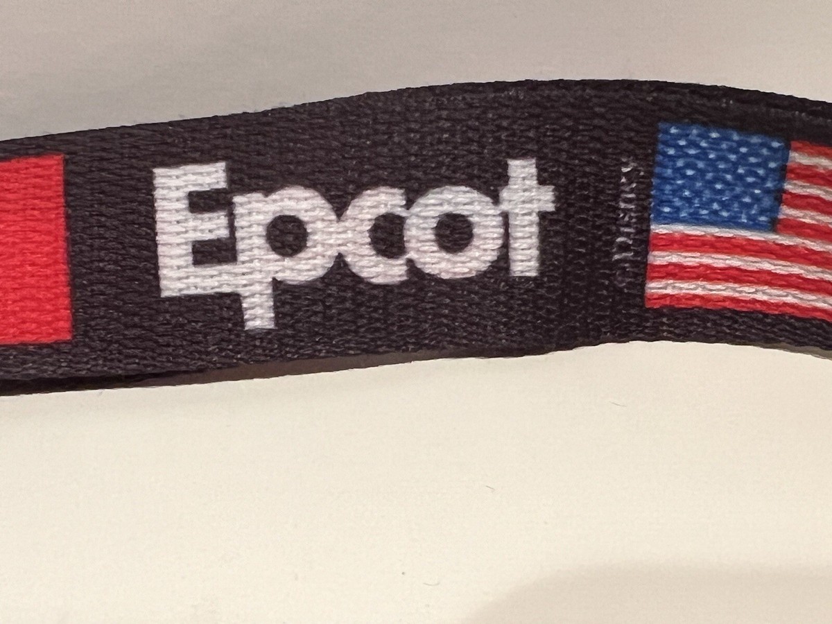 Vintage 90s Disney World EPCOT World Flags & Red Mickey  display picture 3