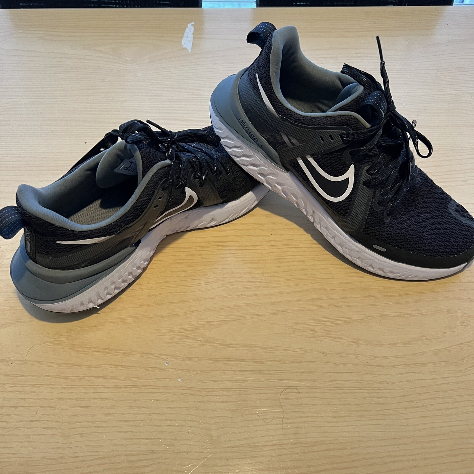 nike legend react 2019