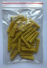 35 Yellow Small Plastic Nylon Wall Plugs 4x25mm