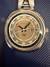 CITIZEN CuStoM V2 Auto Watch Brown Dial Day Date 40mm Inner Bezel 18cm Works