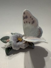 Lladro “Refreshing Pause" Butterfly On A Flower Rare Vintage Unique
