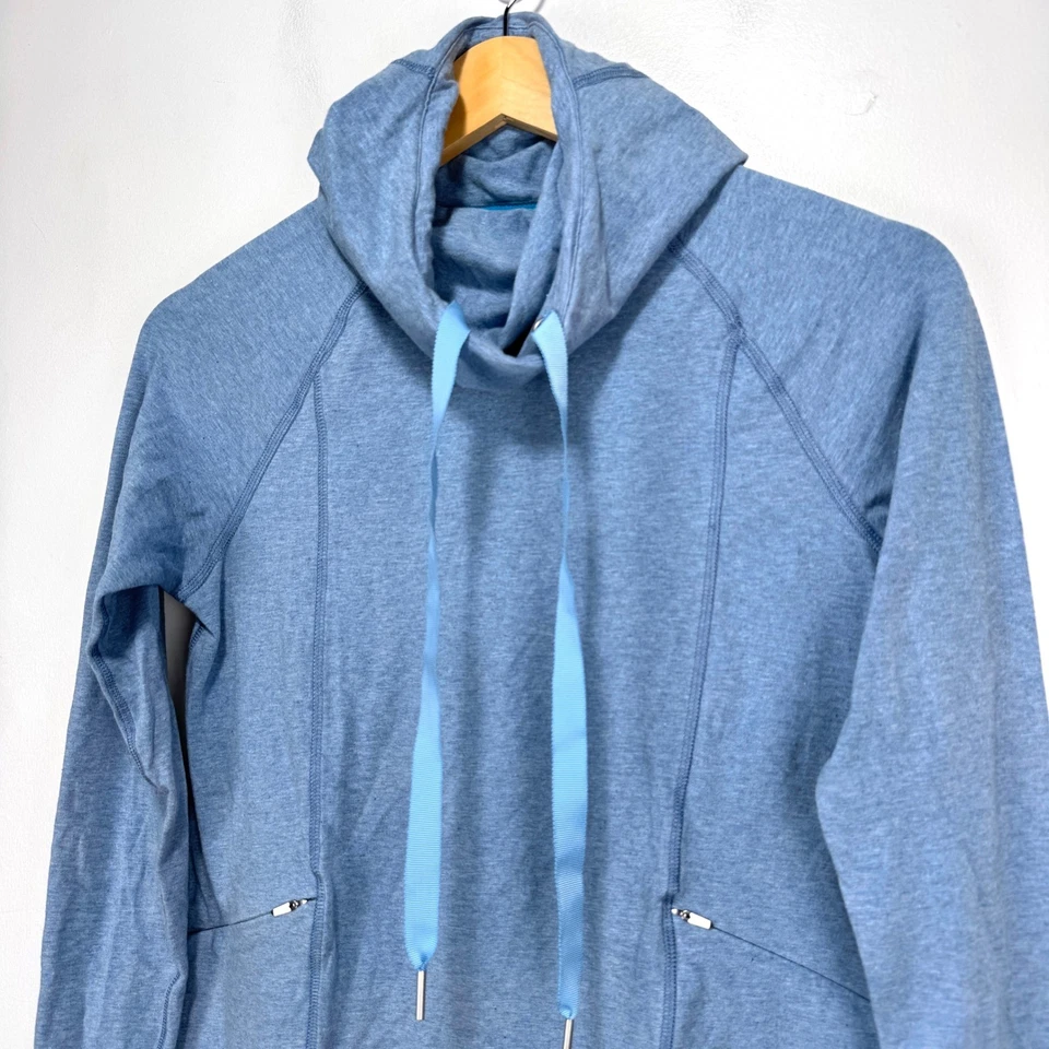 Coolibar LumaLeo 套衫女式 XXS 蓝色拉链口袋浅蓝色漏斗 UPF 50+ — 第 2/4 张图片