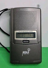 Radio Shack Portable Weatherradio - 12-254 - Clean.