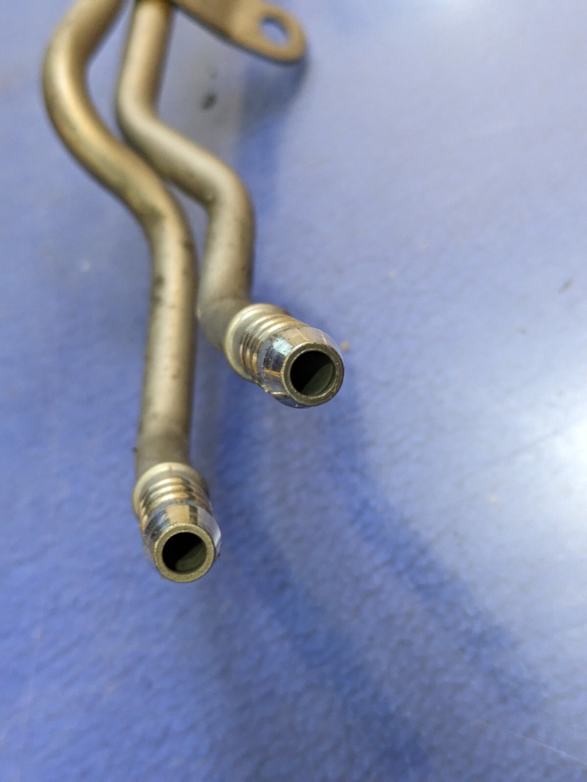 04-12 Bentley Continental GTC Flying Spur 6.0L W12 Fuel Line Pipe Hose OEM