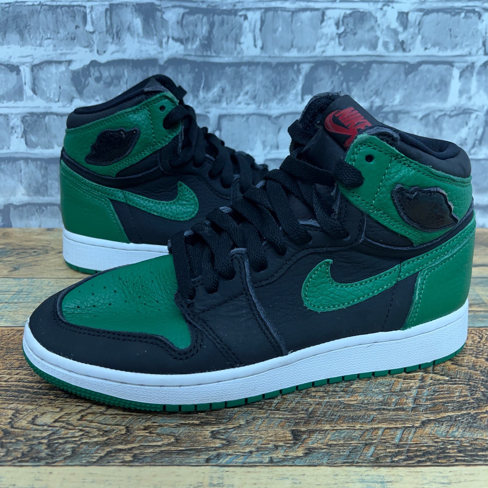 jordan 1 pine og