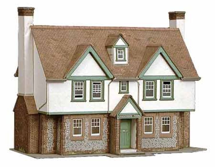 Superquick Greystone Farmhouse Model Railway OO Gauge Die Cut Card Kit B24