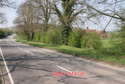 FOTO PIDDINGTON BLICK NACH NORDWESTEN ENTLANG DER A40 STRASSE MIT SCHINKENFARM AUF DER RECHTEN