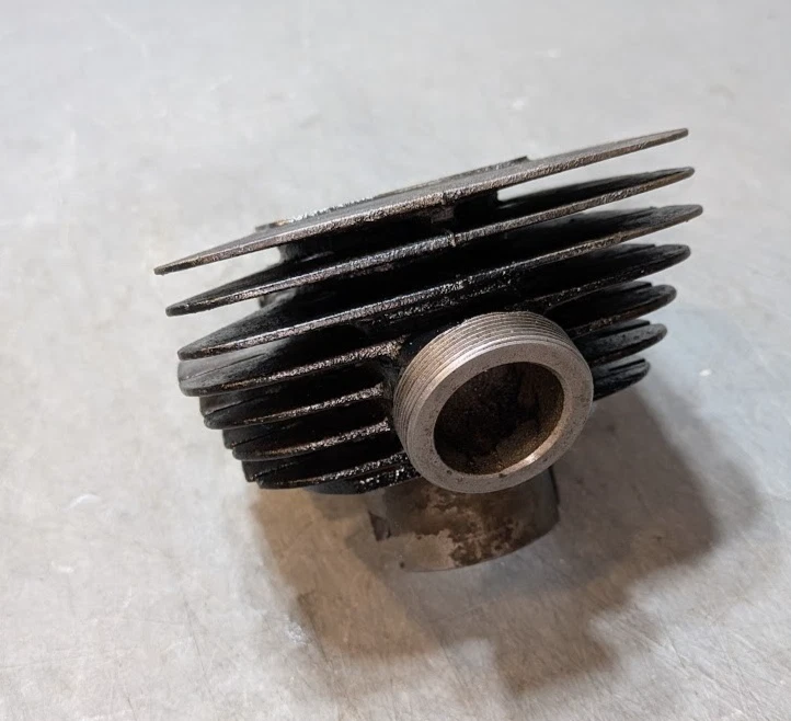 Cilindro Yamaha GT80 GTMX Foto 2 de 4