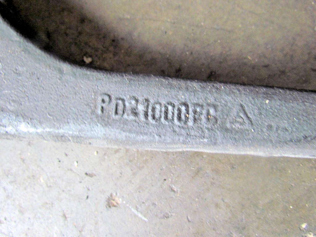 2001 Bentley Arnage Rear RH Passenger Upper Control Arm PD21000PC