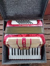 VTG German Hohner Student 40 accordion in its own carry case