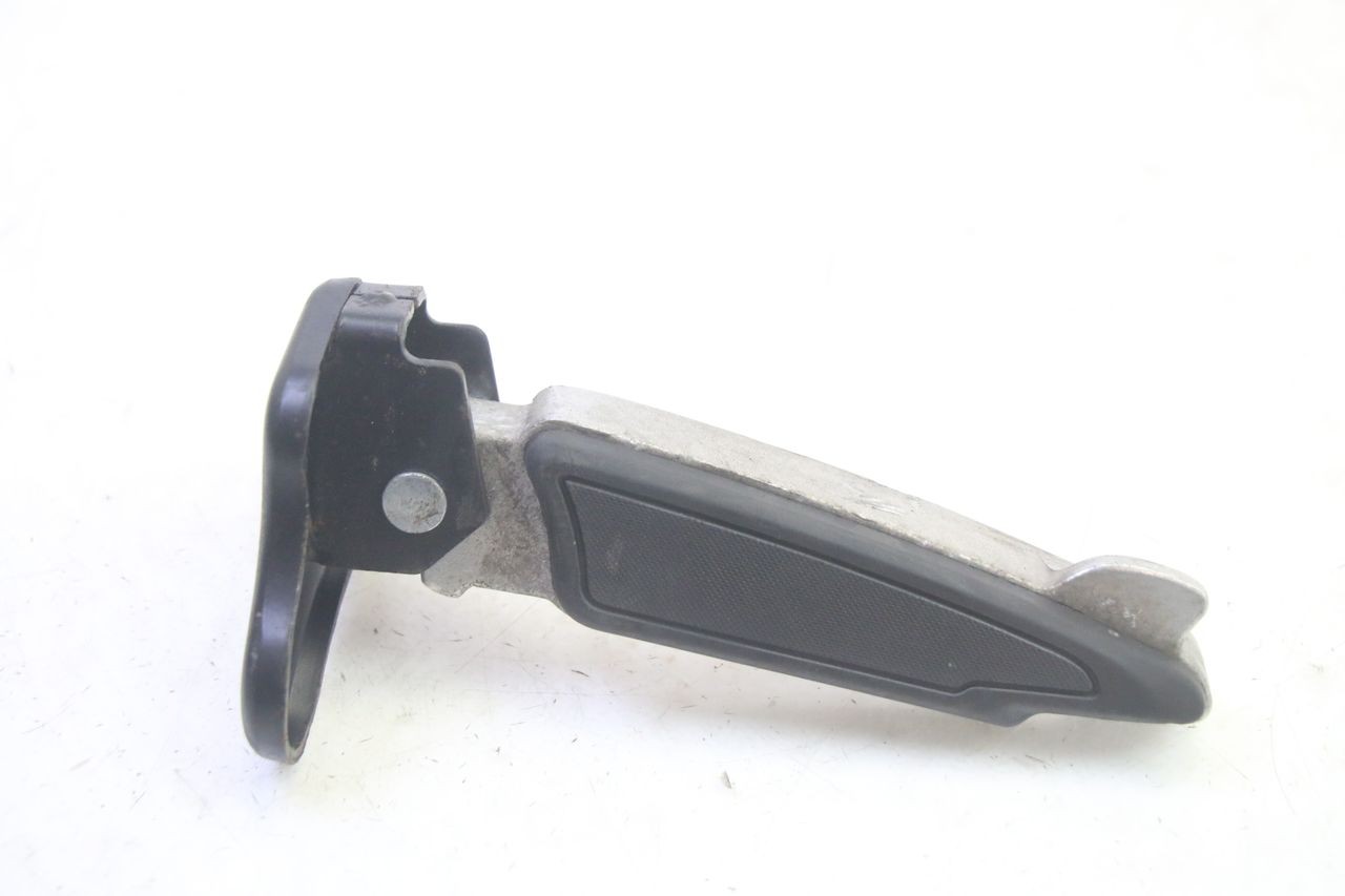 SOPORTE DE PIE TRASERO DERECHO - PEUGEOT DJANGO 4T 50 (2014 - 2019)