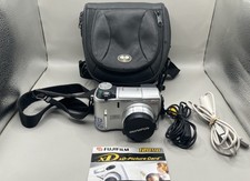 Olympus CAMEDIA C-740 Ultra Zoom 3.2MP Digital Camera + Case