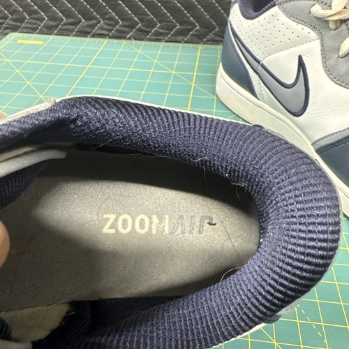 Men's Size 10 US Nike Infiltrator Sneakers Navy Blue White Gray 311191-109 - Picture 3 of 13