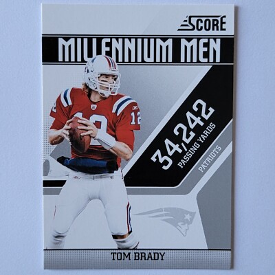 2011 Score Football Tom Brady Millennium Men #18
