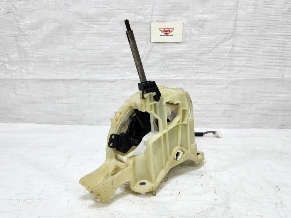 2018-2020 Mitsubishi Eclipse Cross Gear Shift Shifter Lever OEM 2400A556 - Image 2 of 4