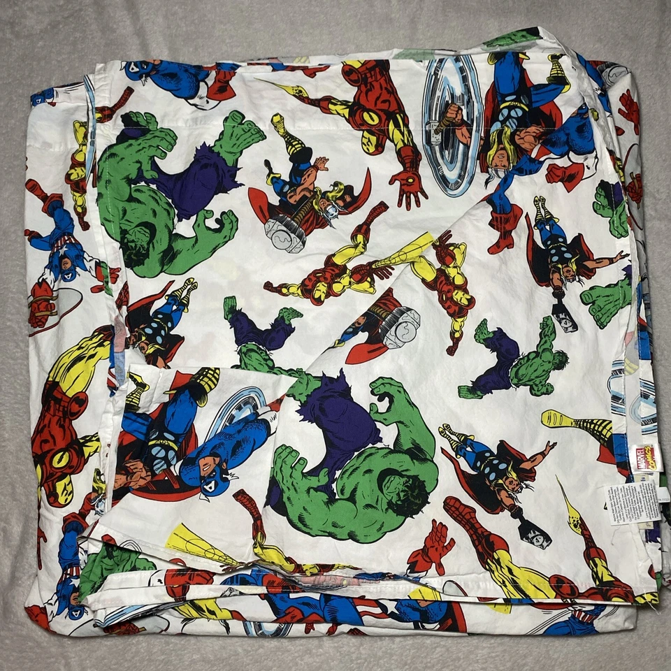 Hoja plana de cómics Pottery Barn Kids Marvel Avengers tamaño completo Foto 2 de 4