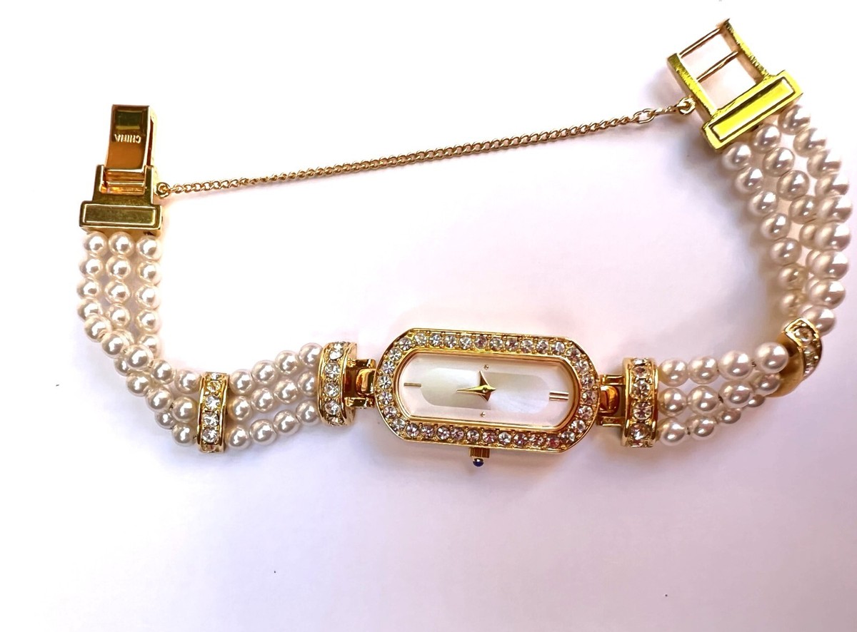 Vintage Avon Elizabeth Taylor Pearl Crystal Watch Japan Movt Vintage Avon Elizabeth Taylor Pearl Crystal | Mercari main image 3