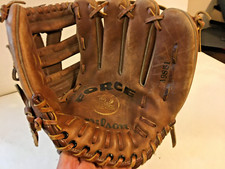 Wilson A9851 Baseball Glove, Force 2, LHT, 11", used vg