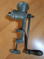 ANTICO TRITACARNE DA TAVOLO A MANOVELLA META' 900 STANDARD WERK N.2 perfetto