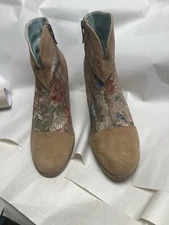 L’Artiste Spring Step Boots Size 39