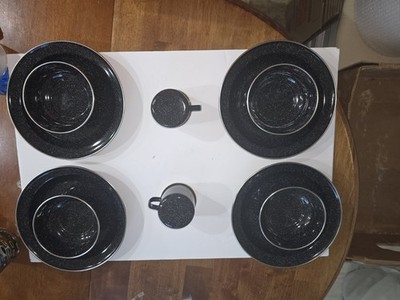Sagaform Doris Enamel Plates And Mugs Set