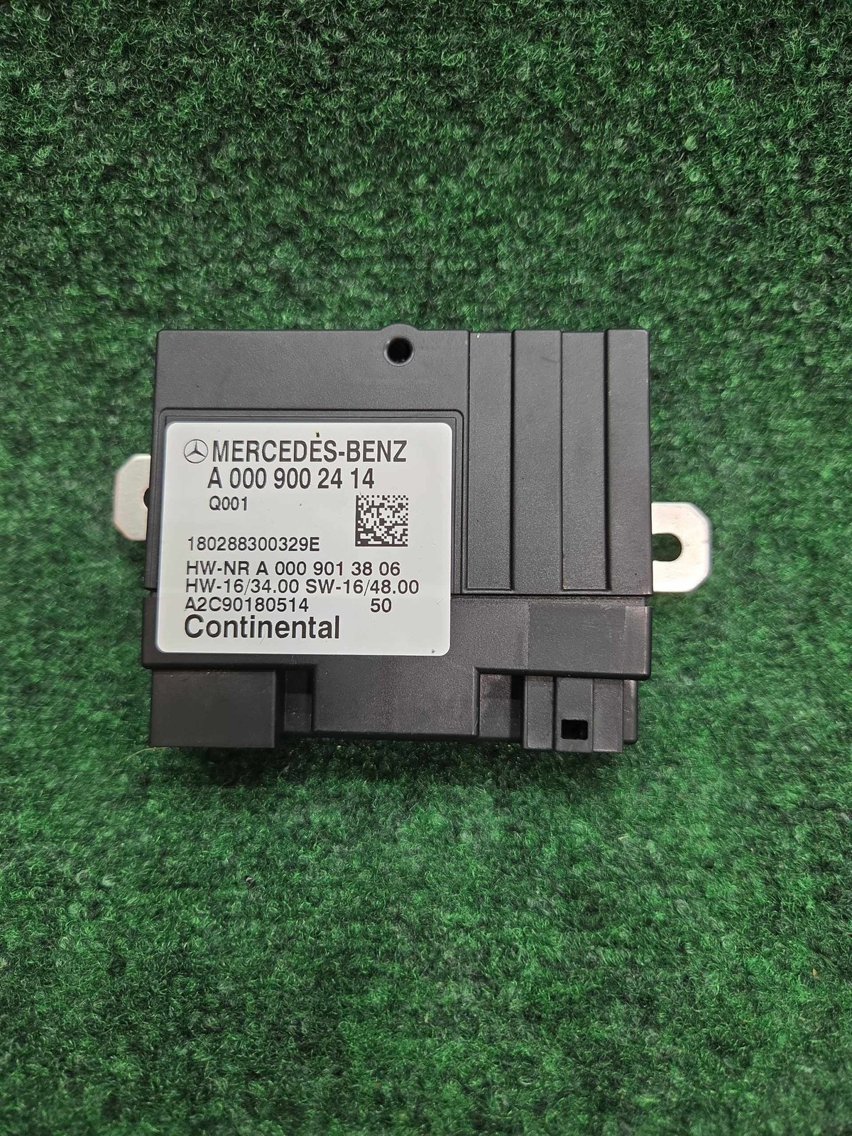 2016-2019 Mercedes Benz Glc 300 Fuel Pump Control Unit 49k Mls Oem A0009002414