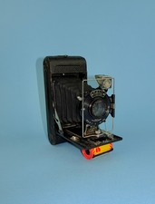 1930s Houghton Butcher No 3 Ensign Carbine folding roll film camera.