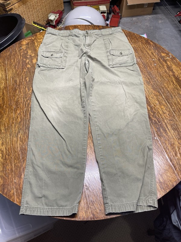 Cabelas Pants Mens 40/34 (measure 40/33) Green Cargo Hunting Classic Fit