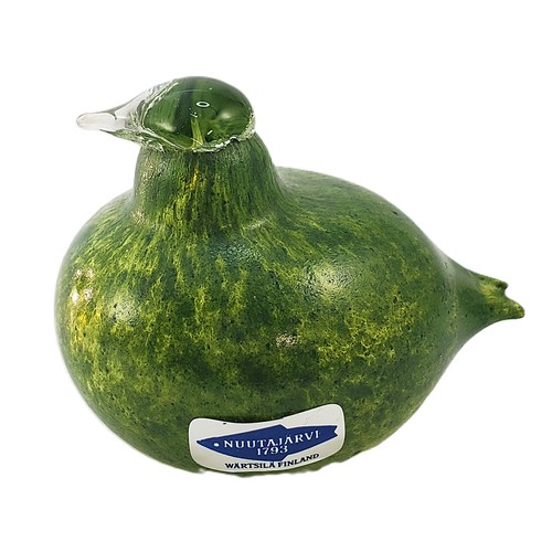 Small 2.5" Signed OIVA TOIKKA Nuutajärvi FINLAND Glass Kinglet Figure *TAIL CHIP