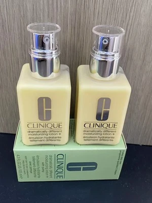 Clinique Dramatically Different Moisturizing Lotion with Pump (Total 250ml)X2