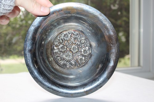 Vintage Handtuch EP Silber Teller Floral Schmuckschale mit erhabenem Wildblumen-Design - Bild 13 von 13