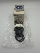 Allen-Bradley 800H-HR2B 30mm Selector Switch 2-Pos 2NO 2NC Series F